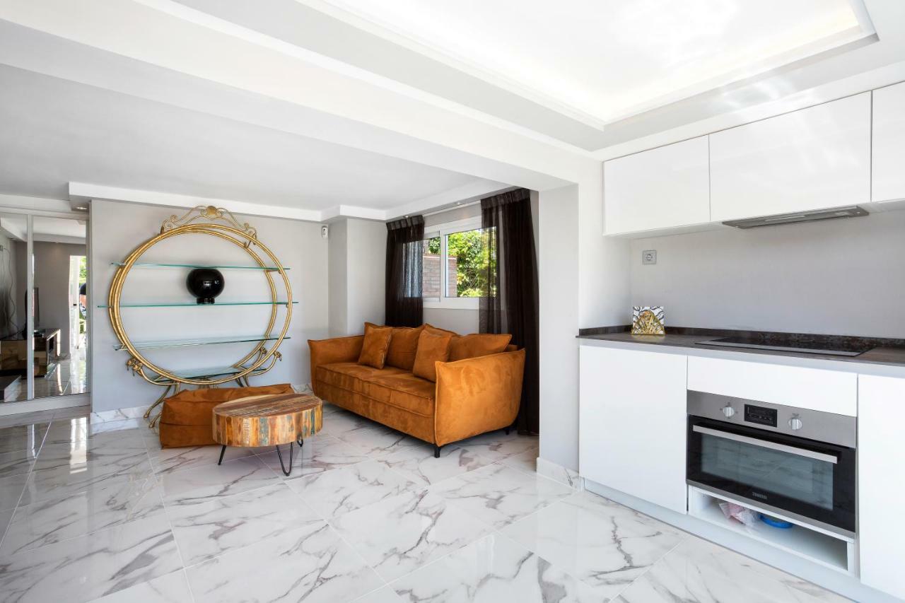 Luxury Villa Marbella With Nice Garden, Pool And Jacuzzi By Varenso Holidays Zewnętrze zdjęcie